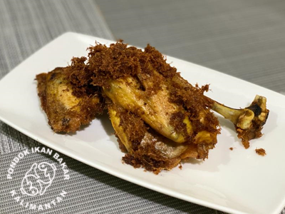 Ayam Setengah Ekor width=